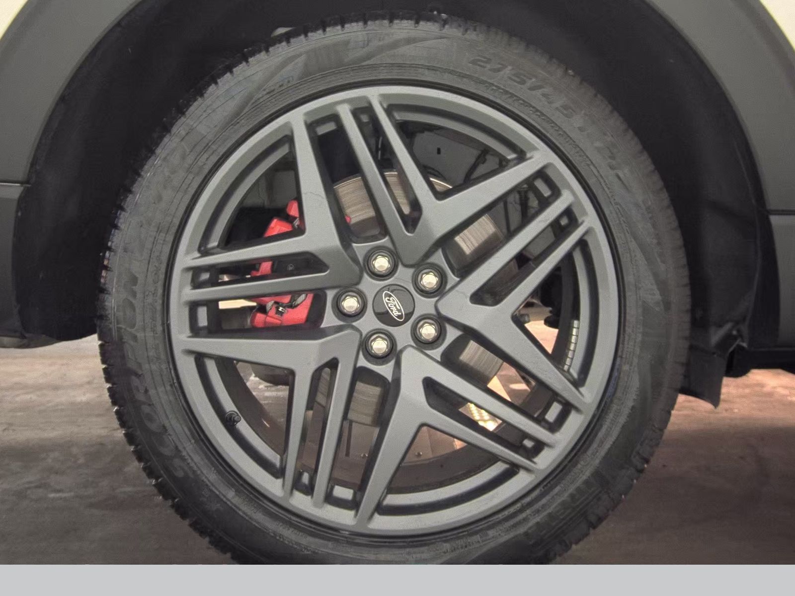 2025 Ford Explorer ST-Line AWD