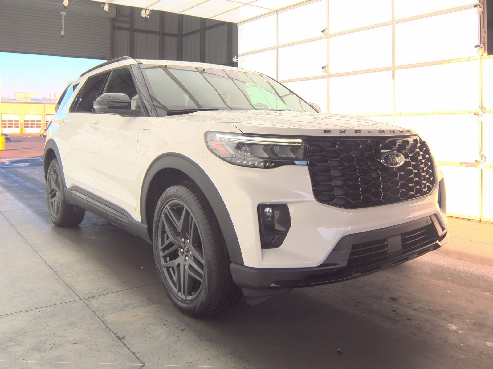 2025 Ford Explorer ST-Line AWD