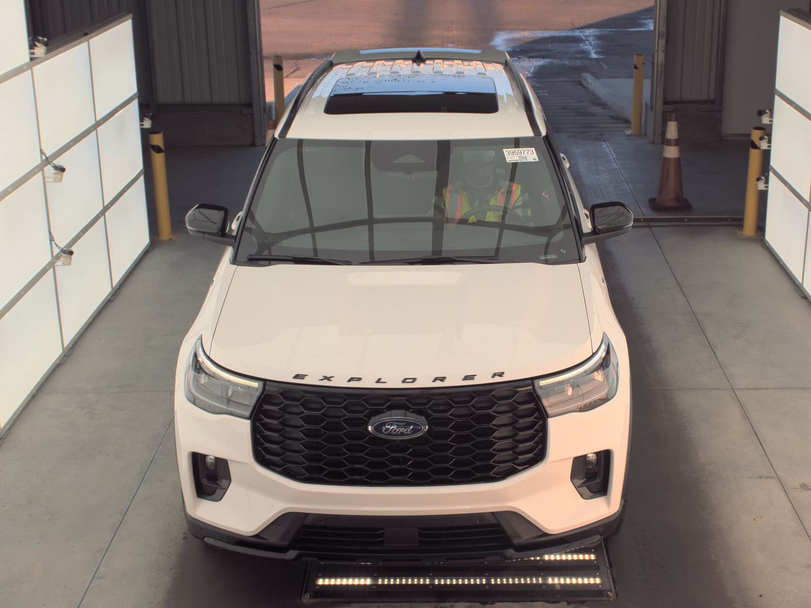 2025 Ford Explorer ST-Line AWD