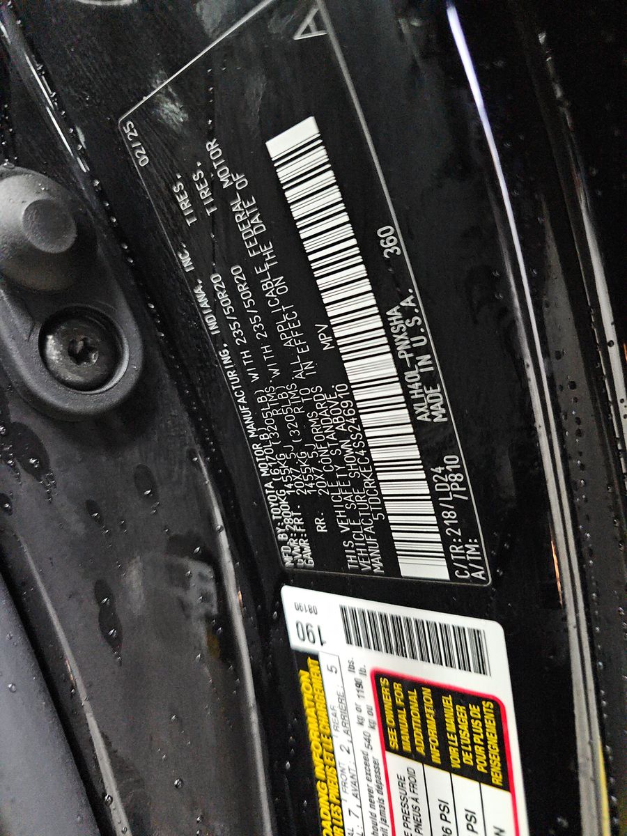 2025 Toyota Sienna XSE FWD