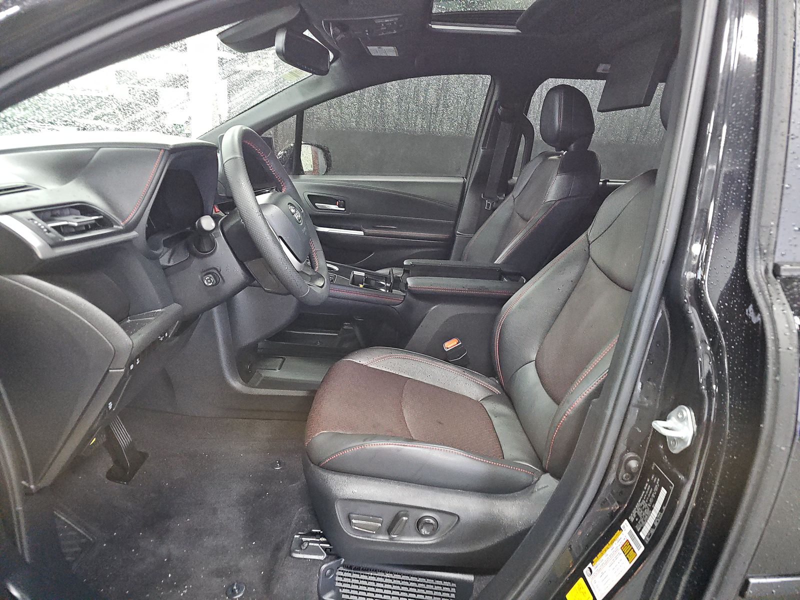 2025 Toyota Sienna XSE FWD