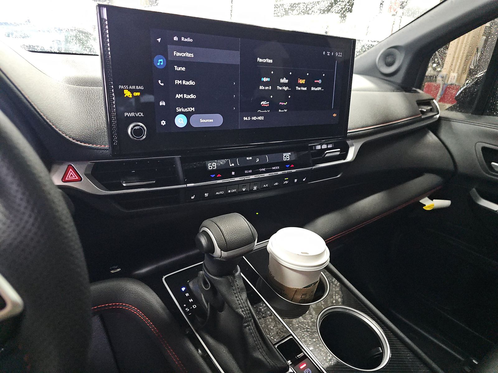 2025 Toyota Sienna XSE FWD