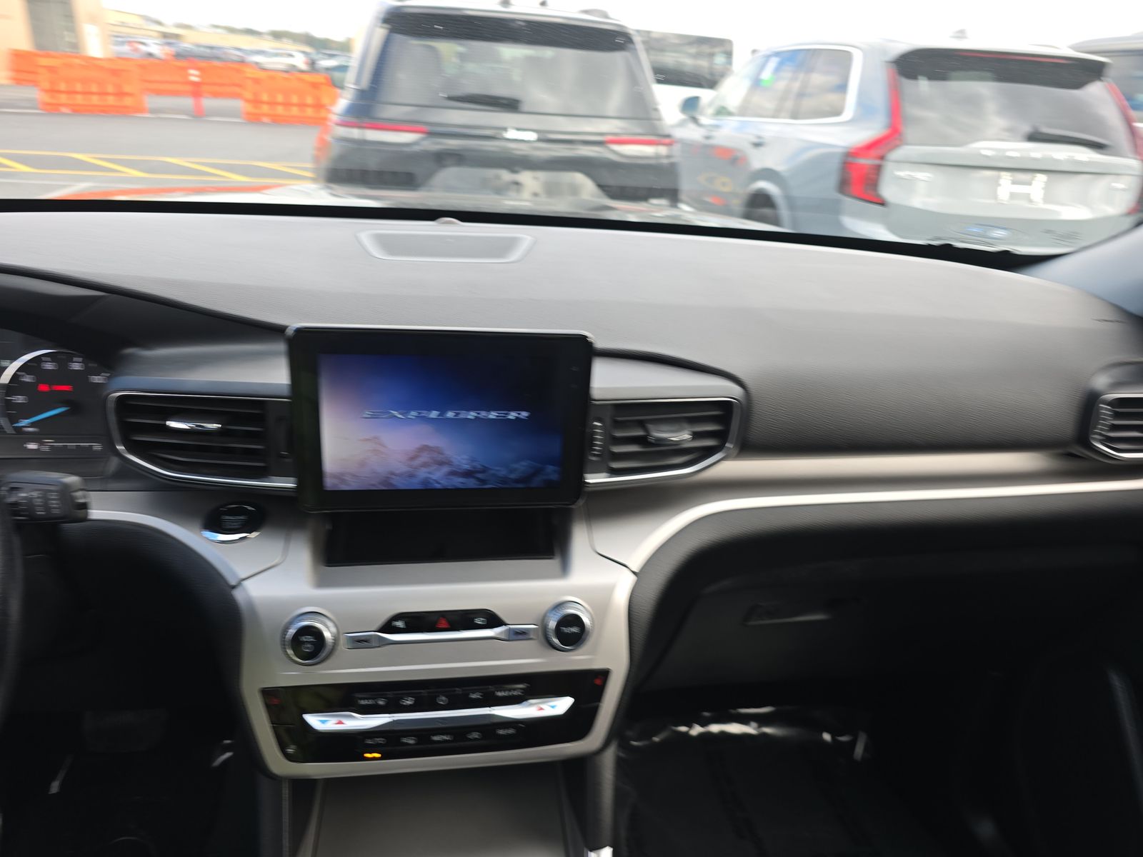 2022 Ford Explorer XLT AWD