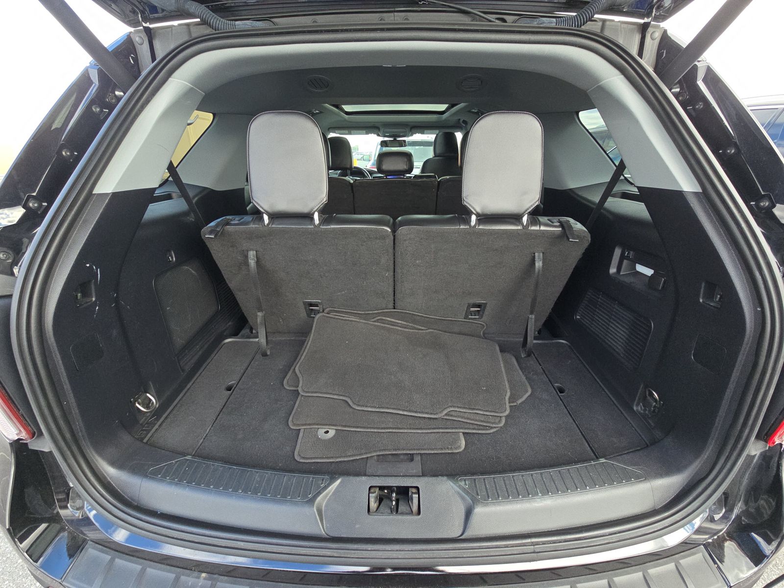 2022 Ford Explorer XLT AWD