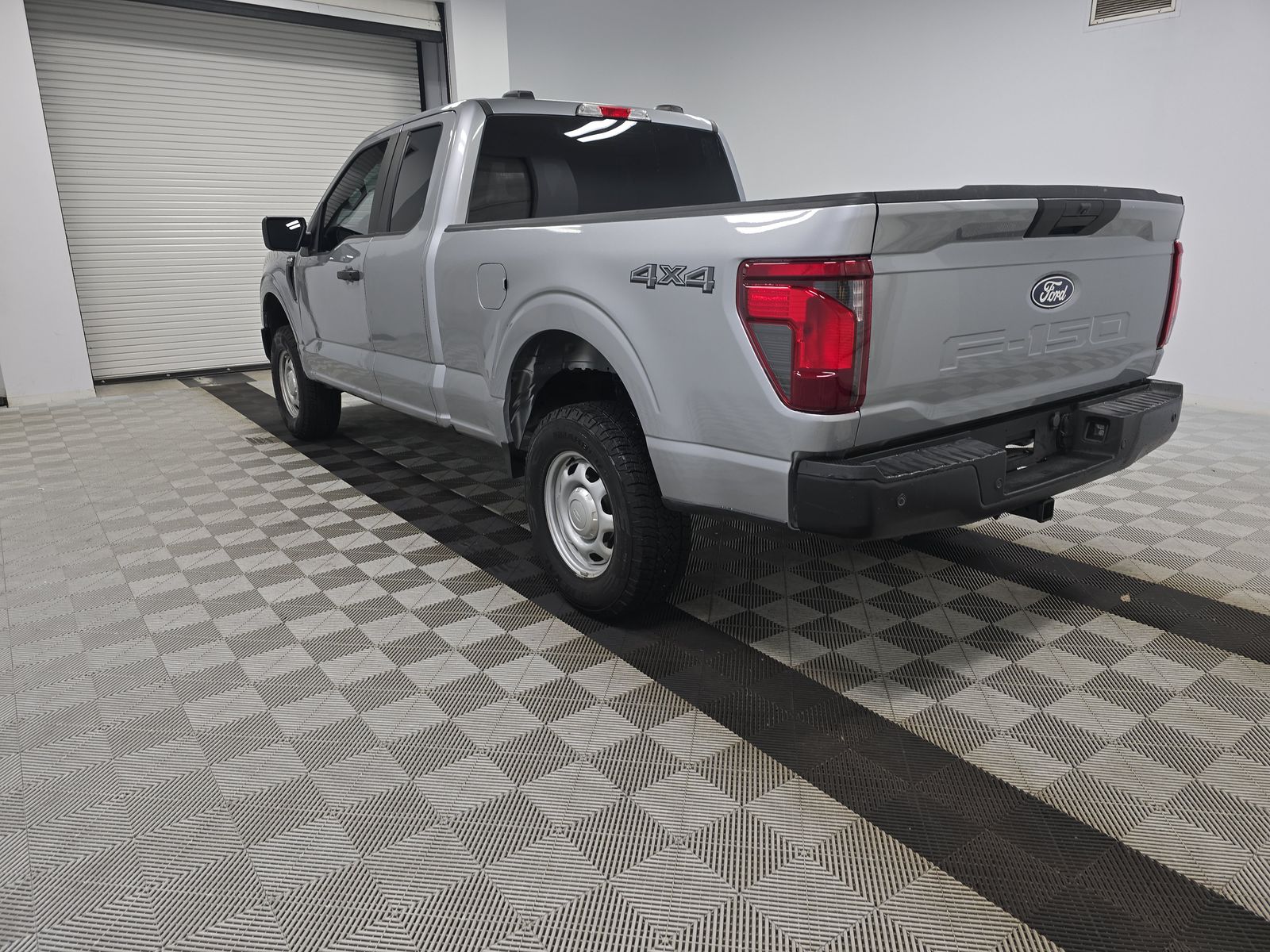 2024 Ford F-150 XL AWD