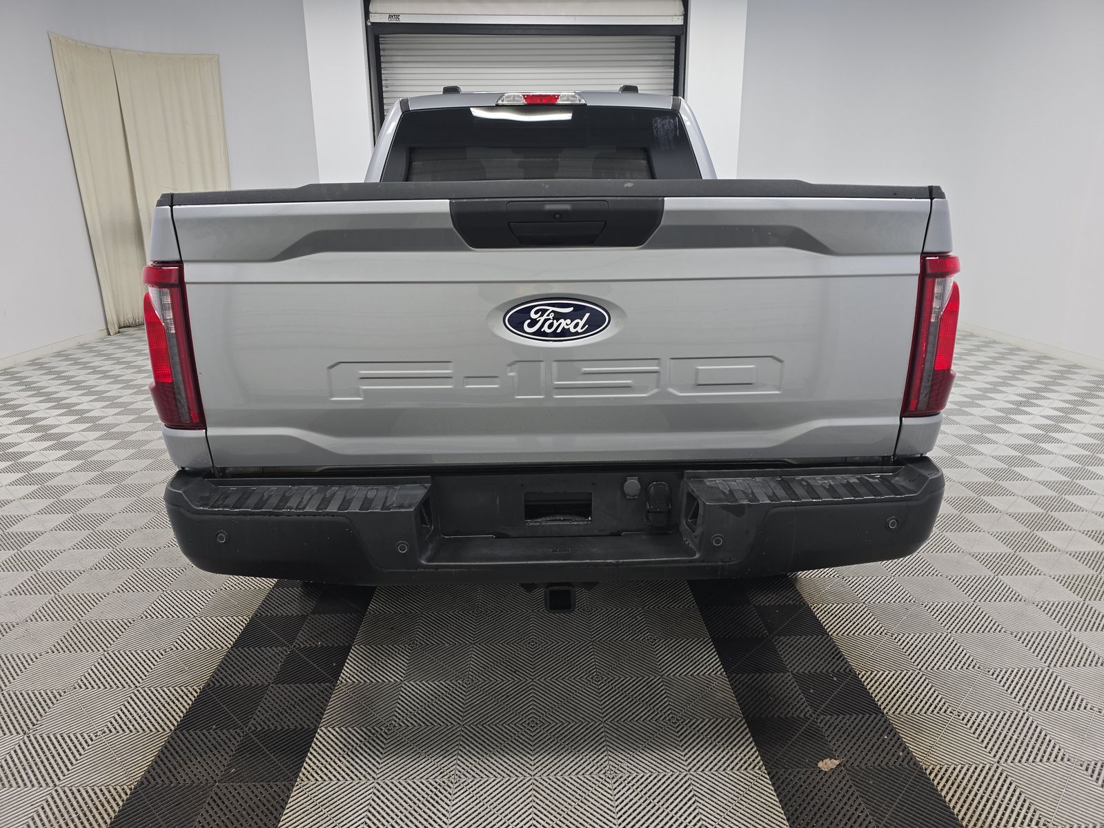 2024 Ford F-150 XL AWD