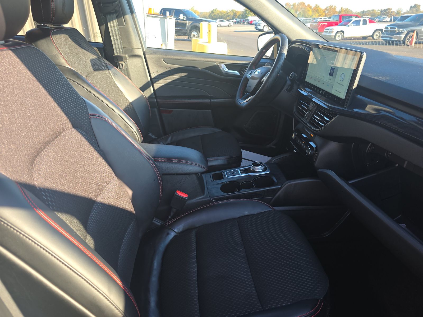 2025 Ford Escape Hybrid ST-Line FWD