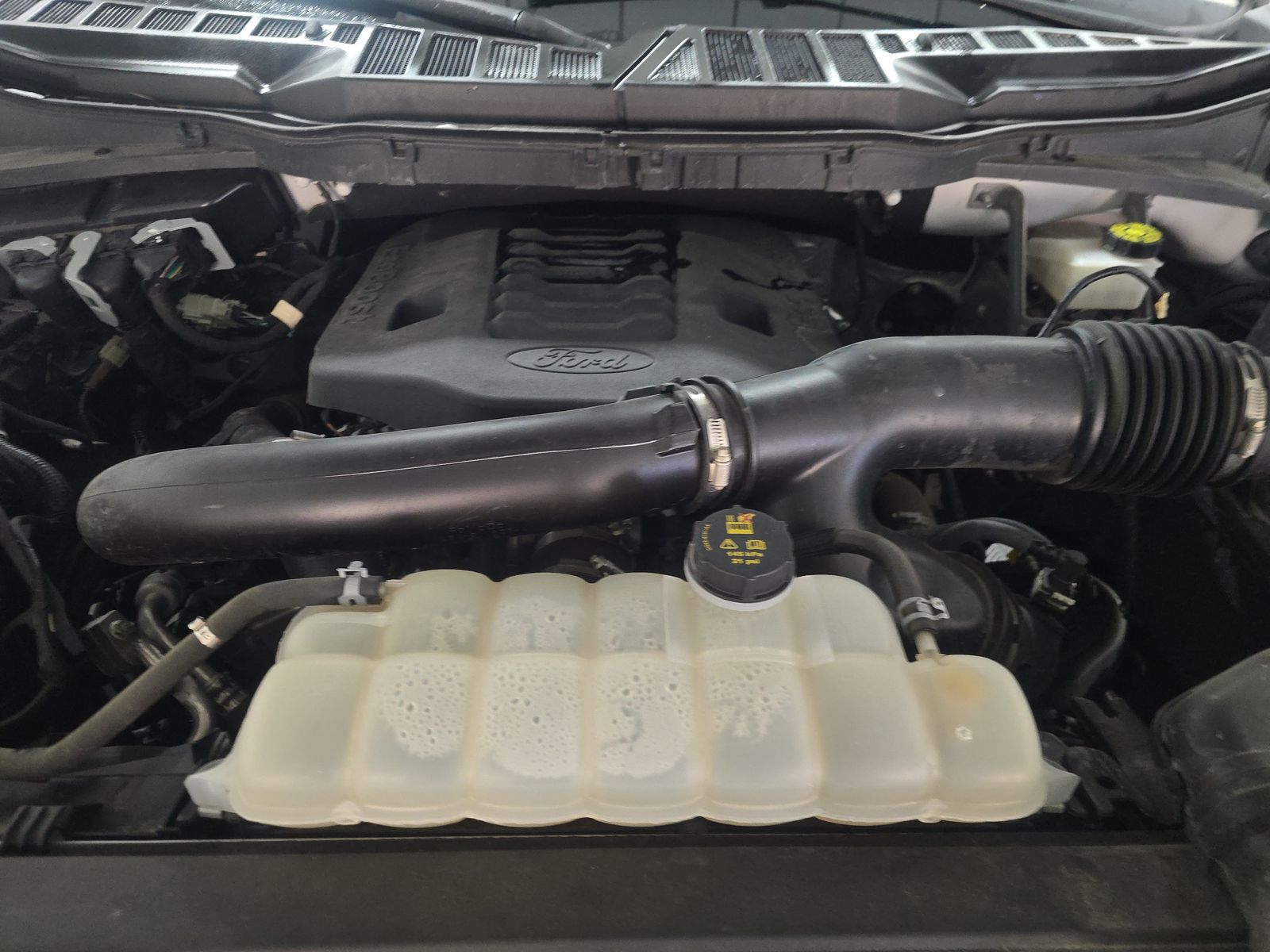 2023 Ford F-150 Lariat AWD