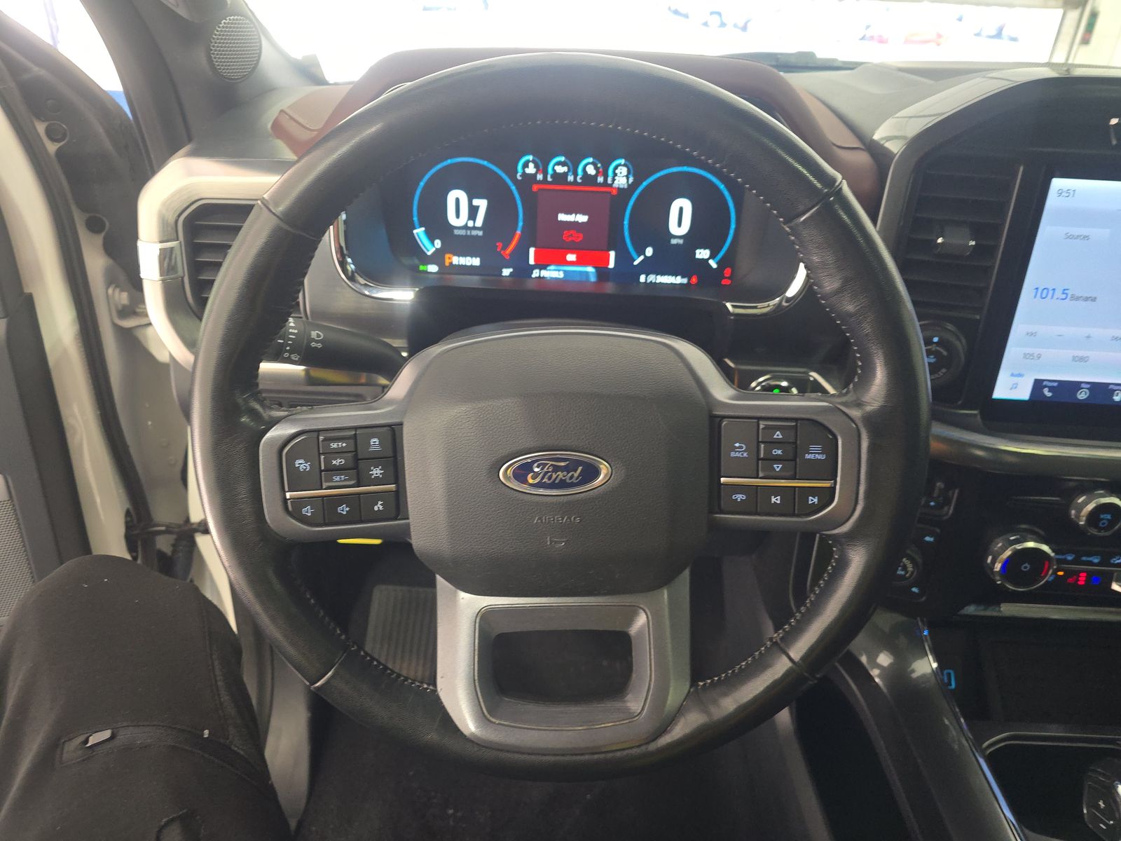 2023 Ford F-150 Lariat AWD