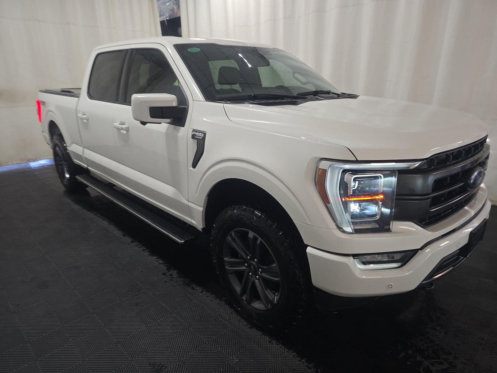 2023 Ford F-150 Lariat AWD