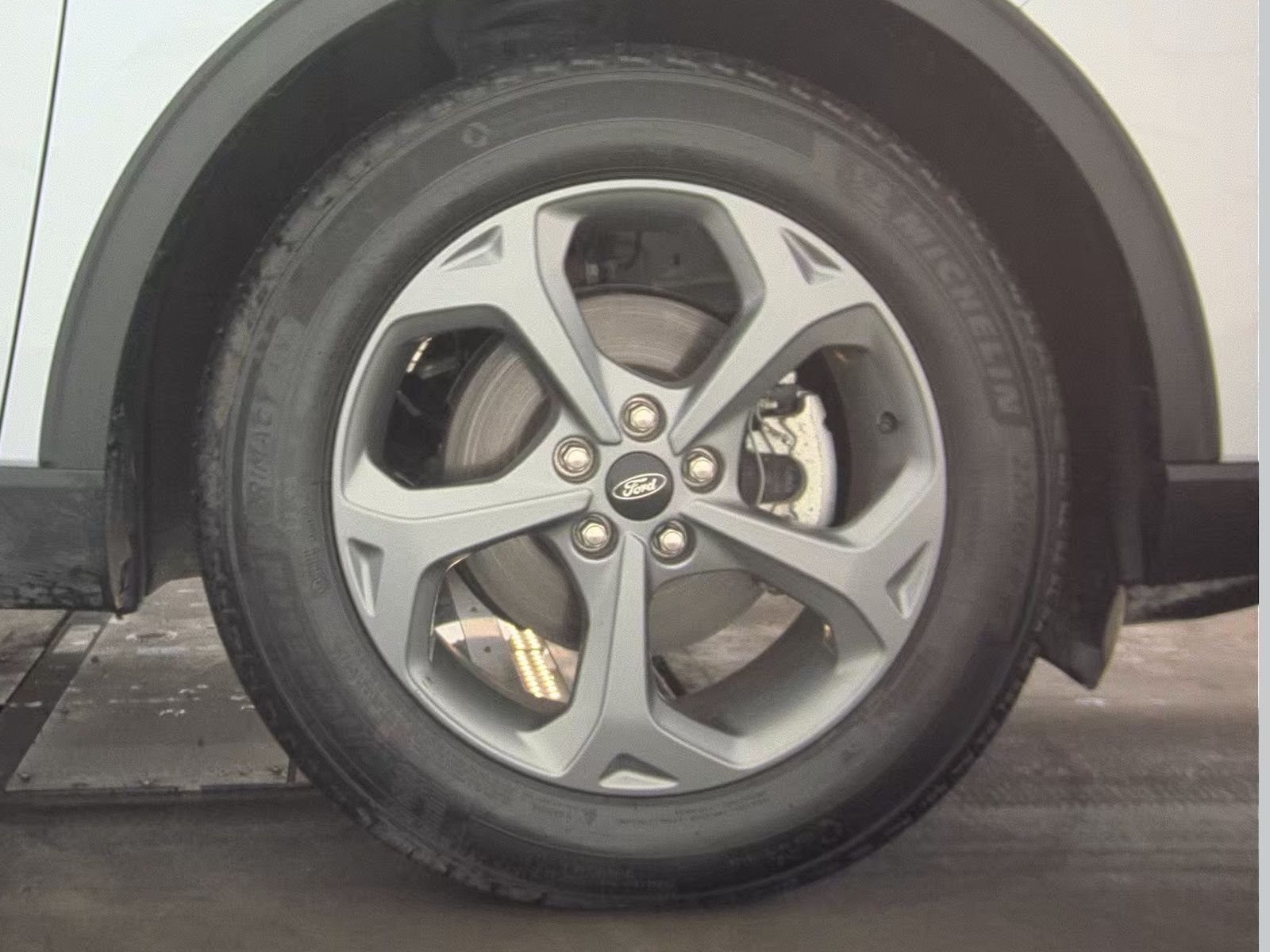 2025 Ford Escape Hybrid ST-Line FWD