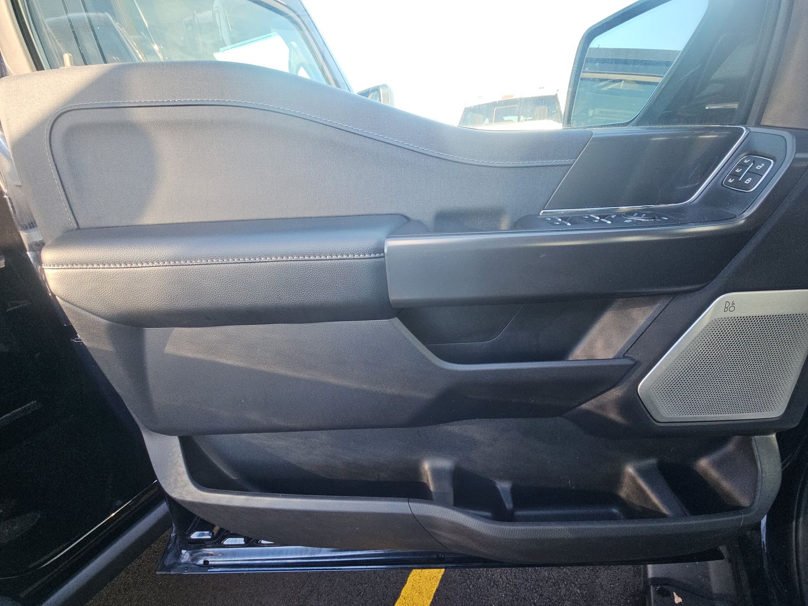 2024 Ford F-150 Hybrid Lariat AWD