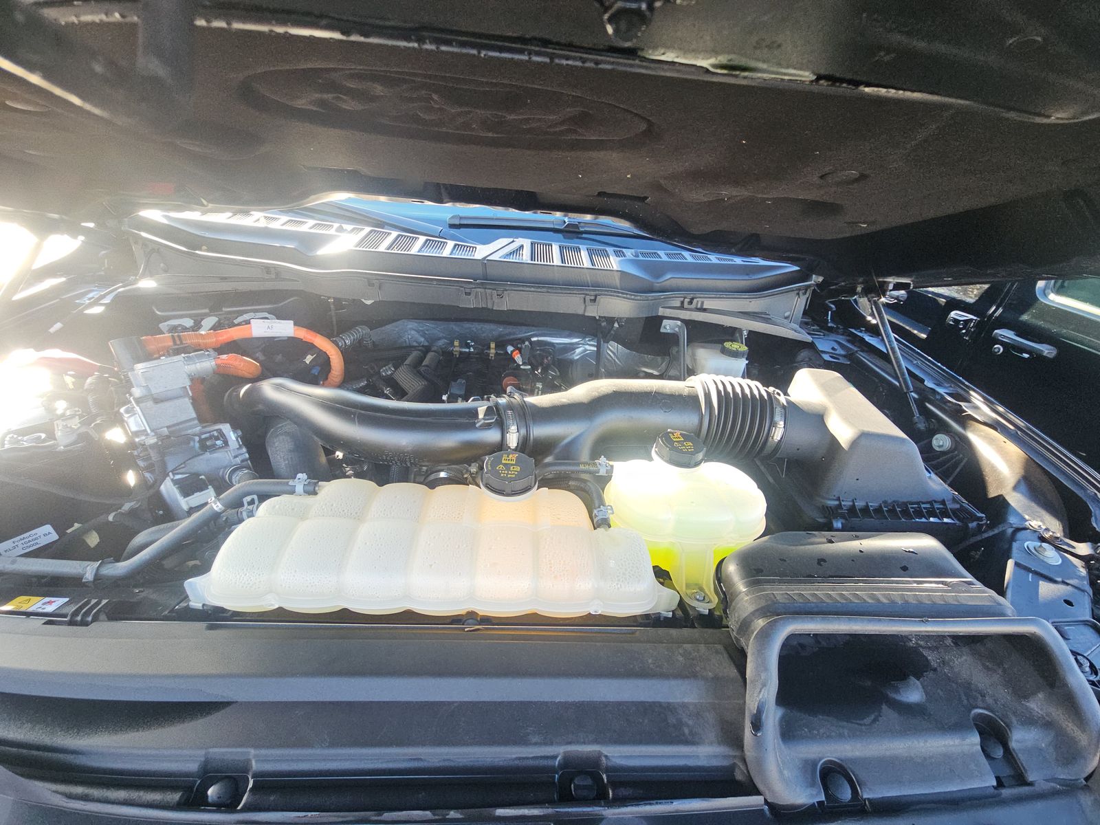 2024 Ford F-150 Hybrid Lariat AWD