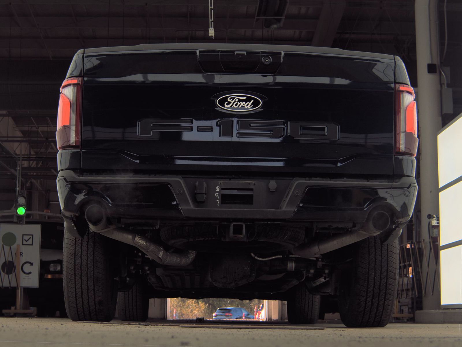 2024 Ford F-150 Hybrid Lariat AWD