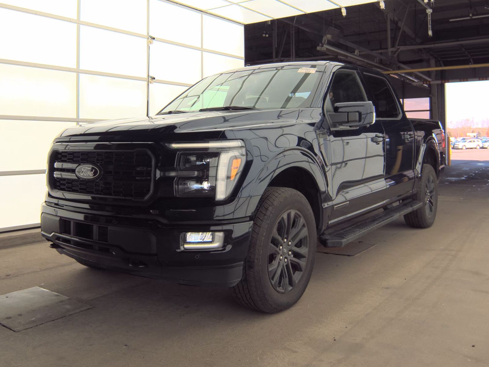 2024 Ford F-150 Hybrid Lariat AWD