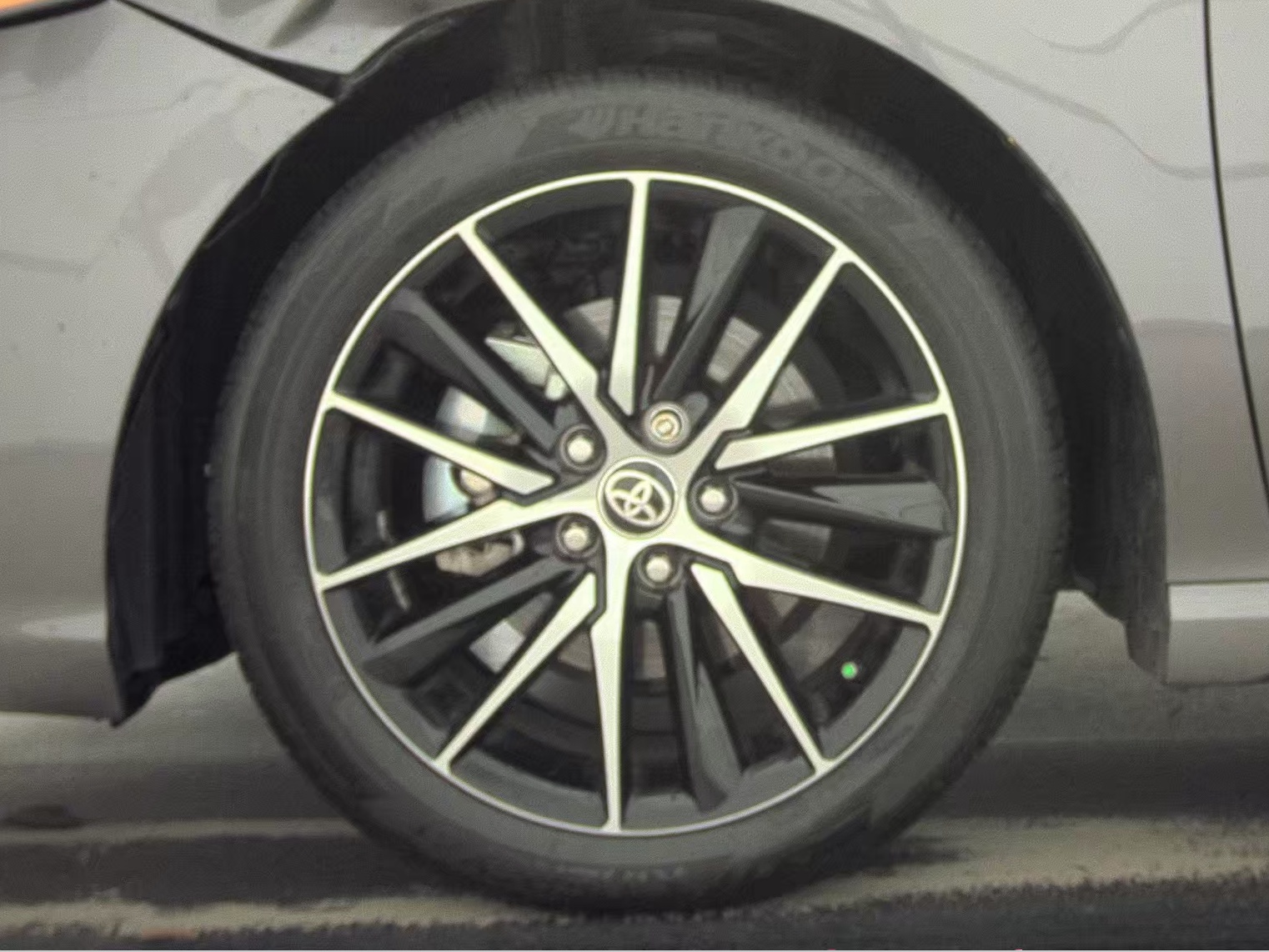 2024 Toyota Camry SE FWD