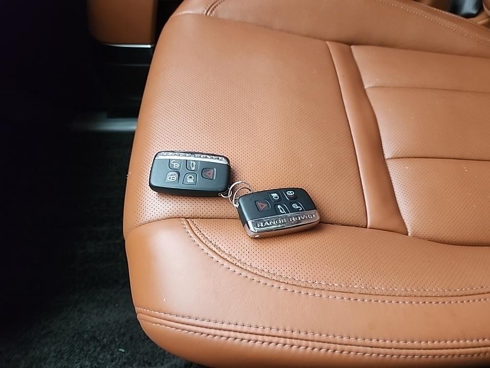 2017 Land Rover Range Rover SVAutobiography LWB AWD