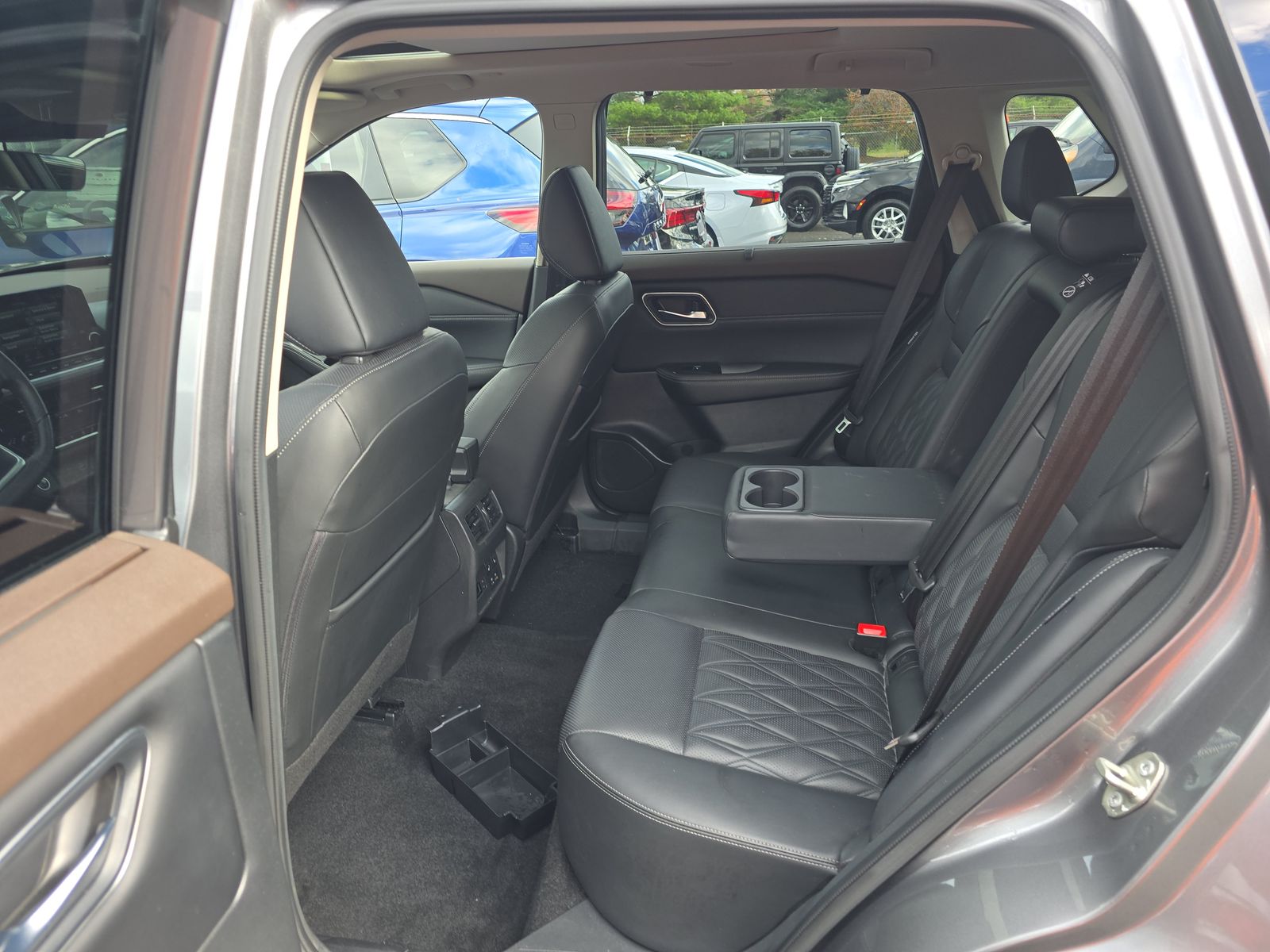 2023 Nissan Rogue Platinum AWD