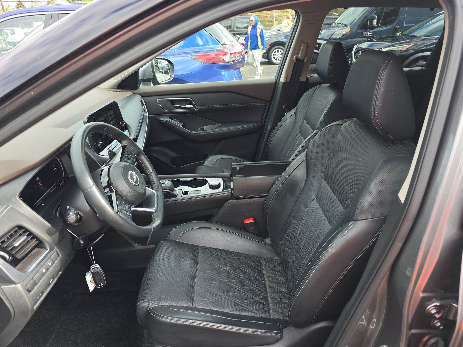 2023 Nissan Rogue Platinum AWD