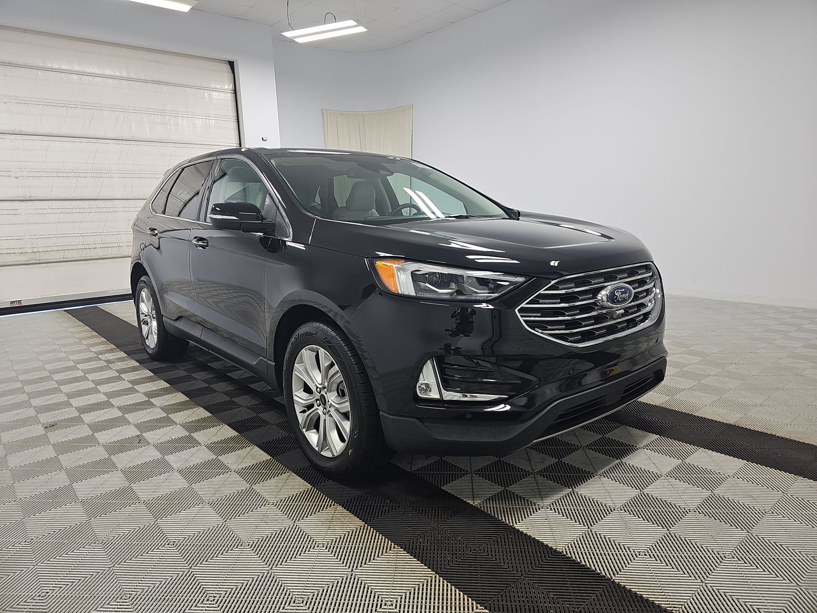 2024 Ford Edge Titanium AWD