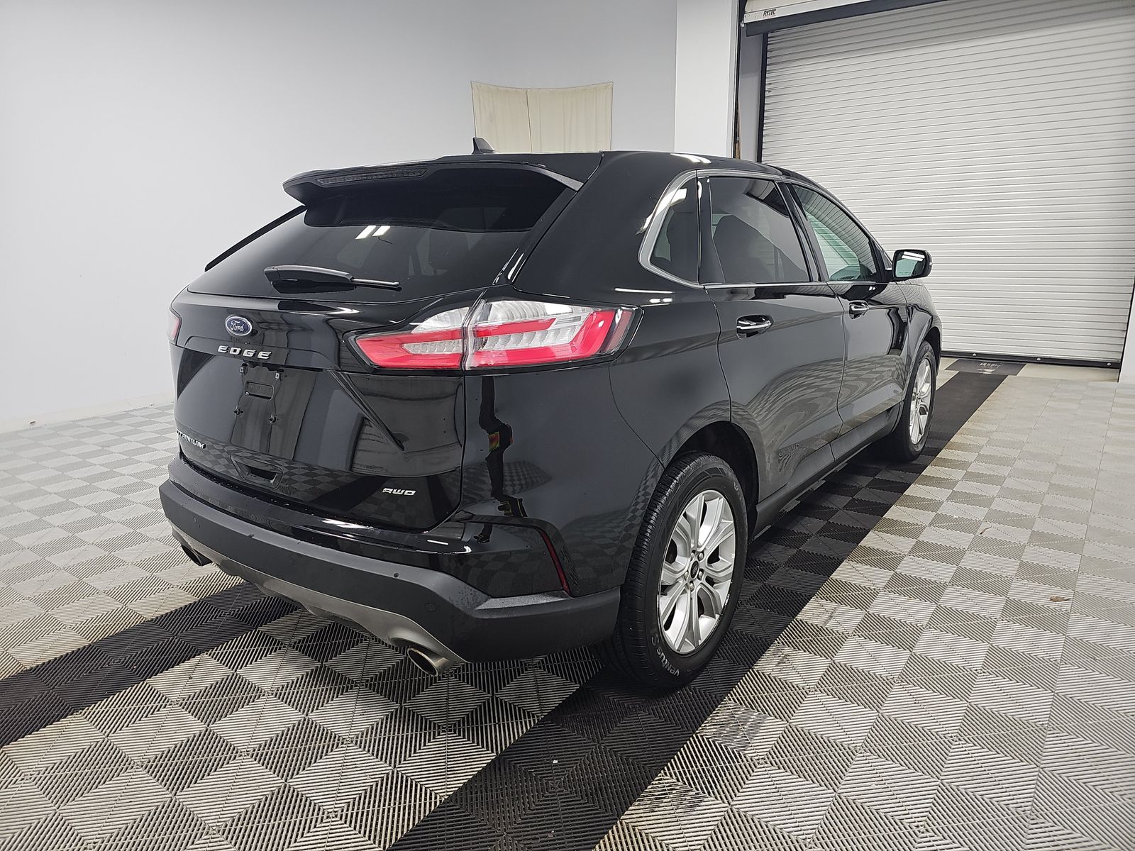 2024 Ford Edge Titanium AWD