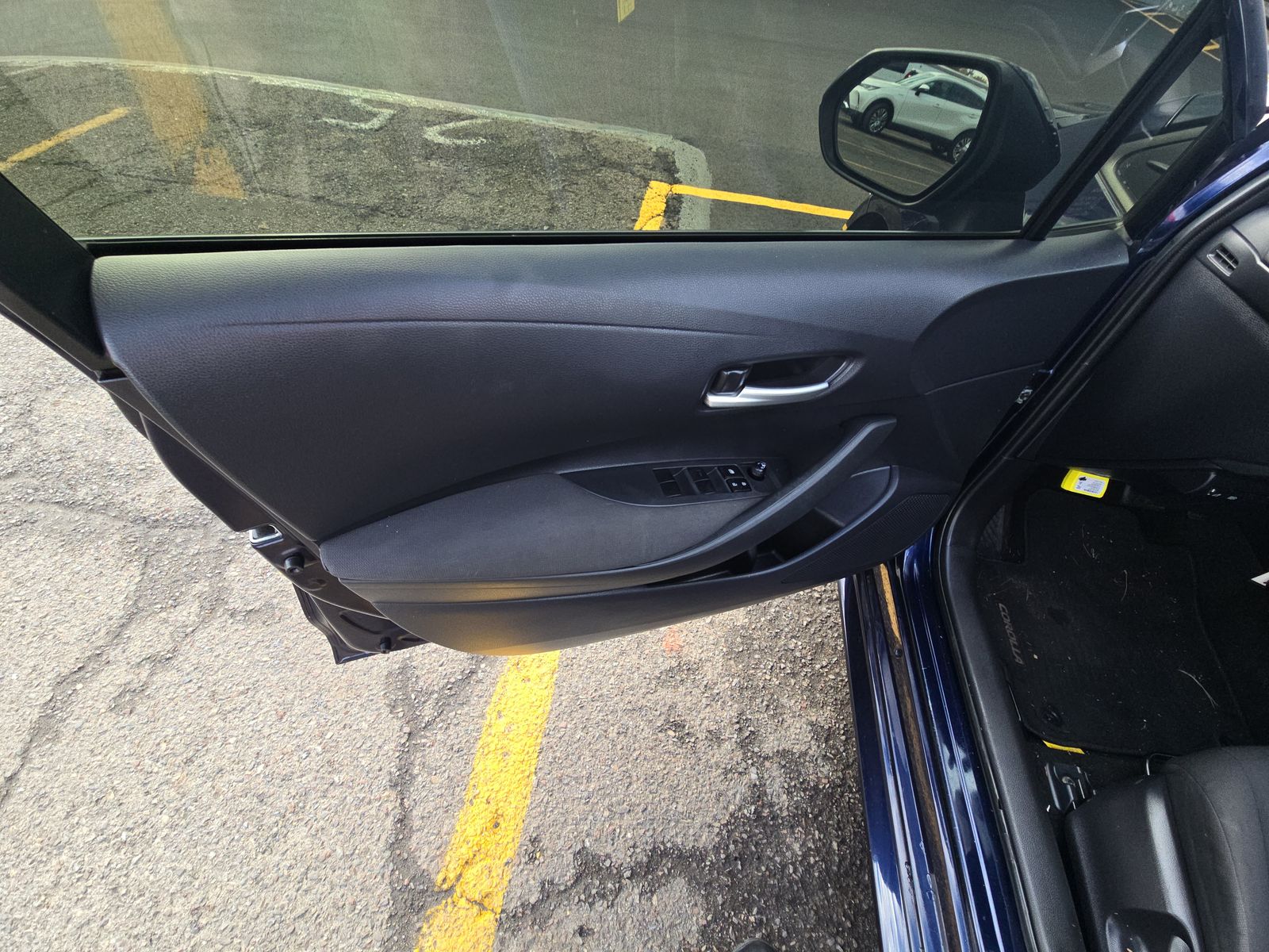 2021 Toyota Corolla LE FWD