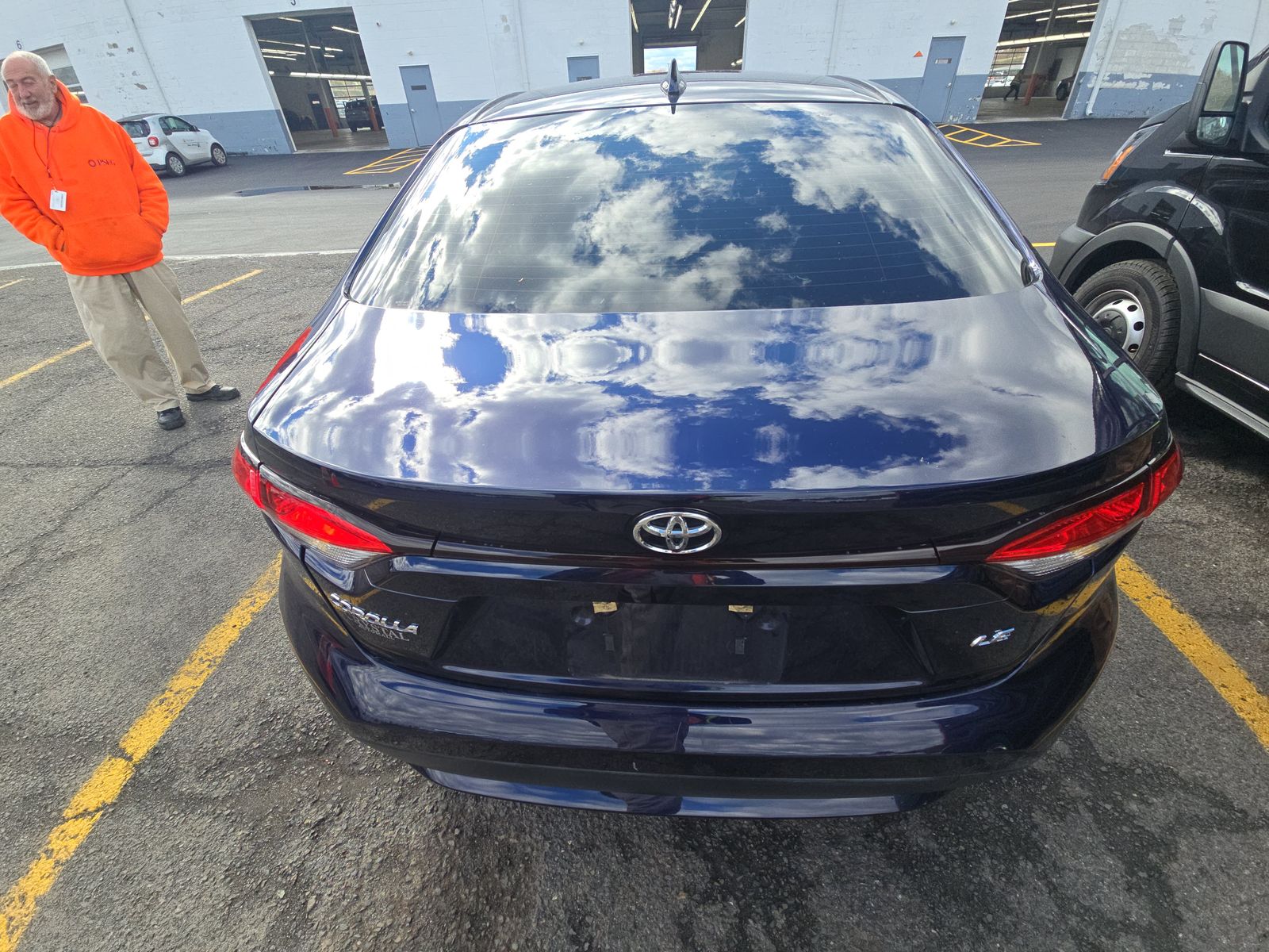 2021 Toyota Corolla LE FWD