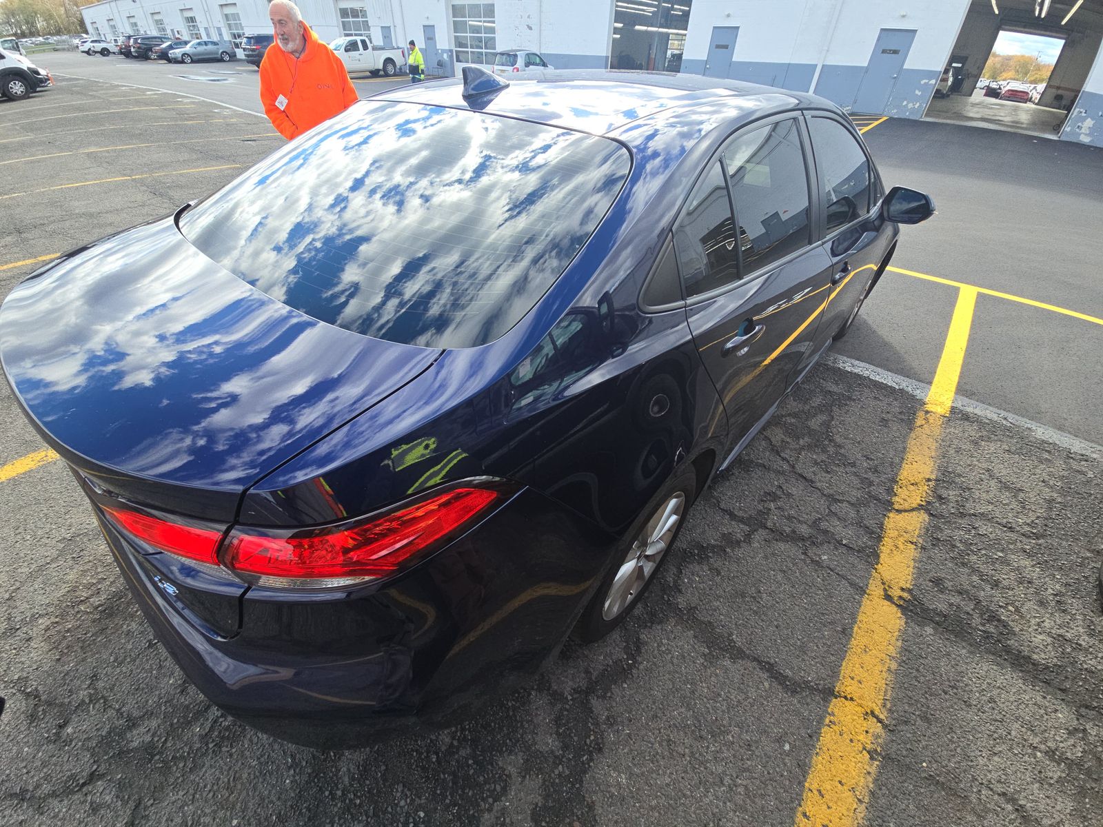 2021 Toyota Corolla LE FWD