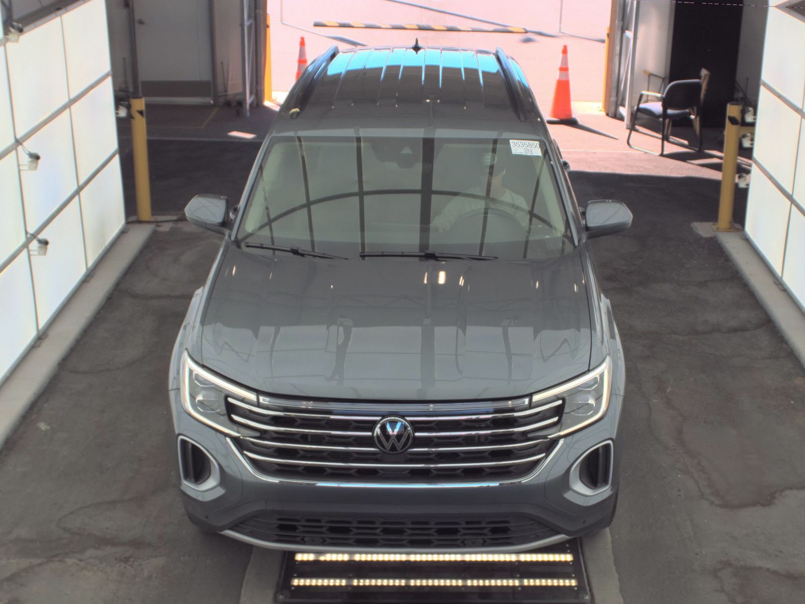 2025 Volkswagen Atlas 2.0T SE AWD