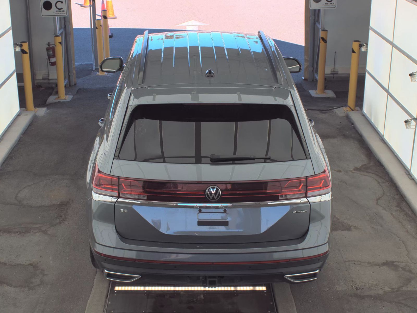 2025 Volkswagen Atlas 2.0T SE AWD