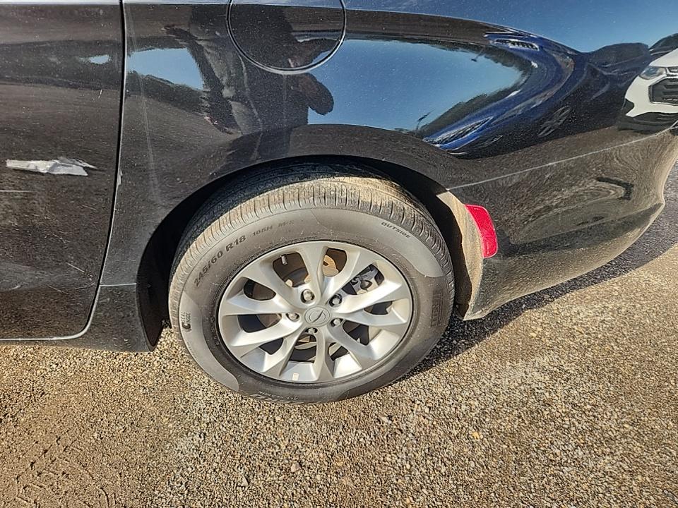 2024 Chrysler Pacifica Touring L AWD