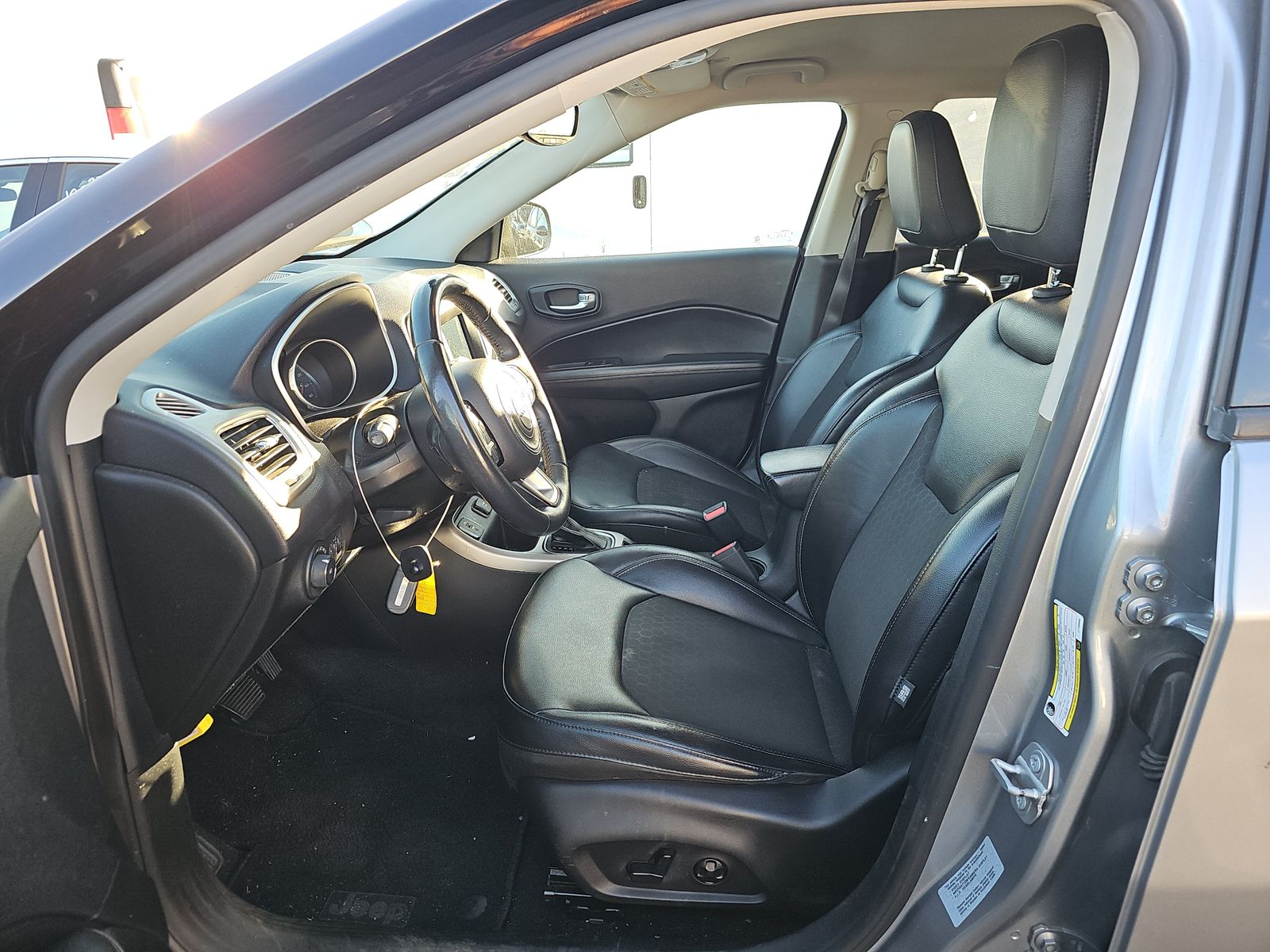 2018 Jeep Compass Latitude FWD