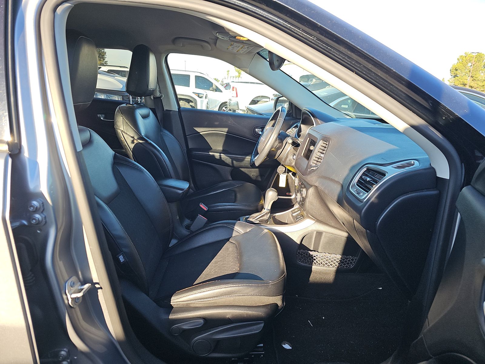 2018 Jeep Compass Latitude FWD