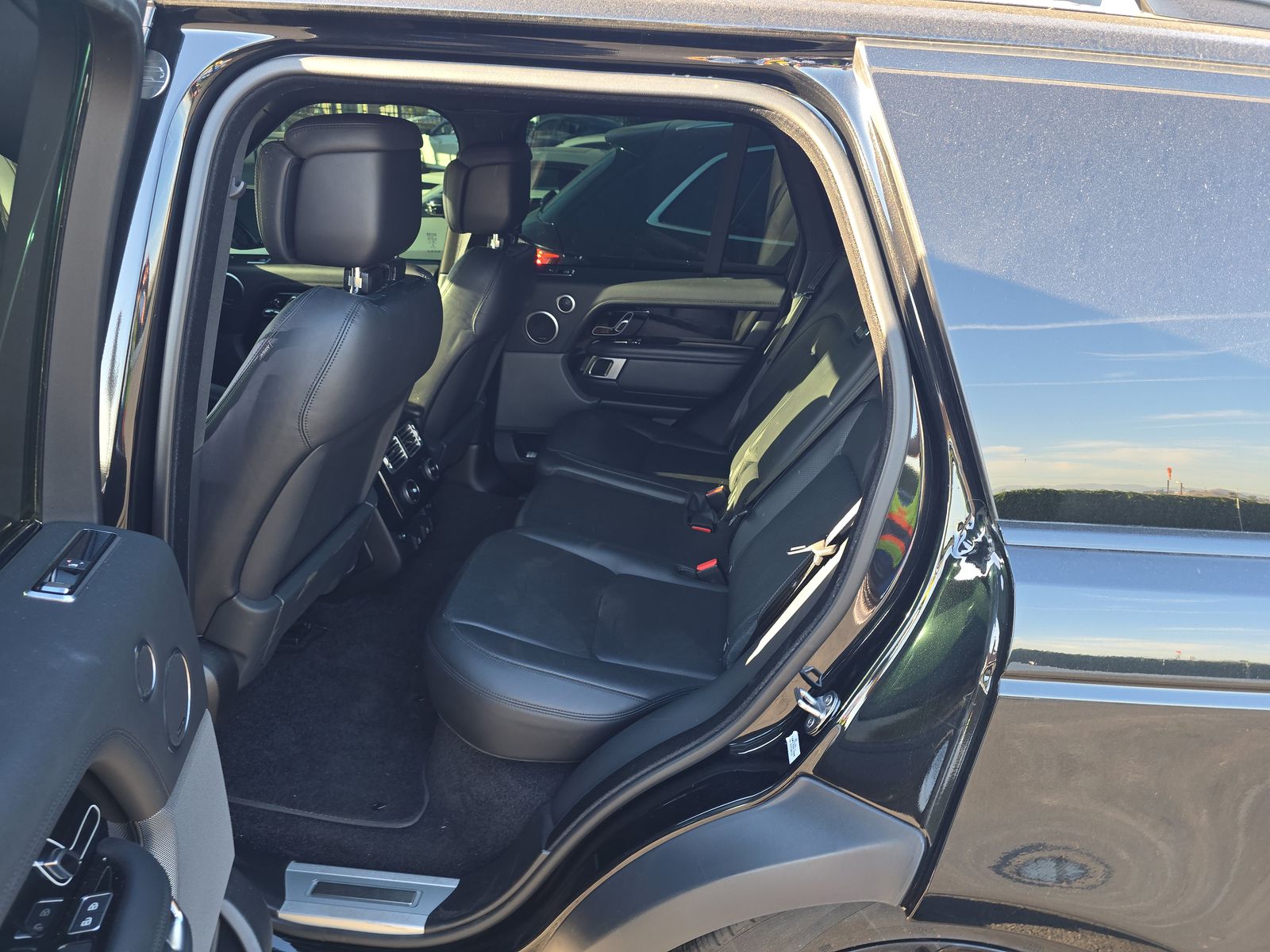 2022 Land Rover Range Rover P525 Westminster AWD