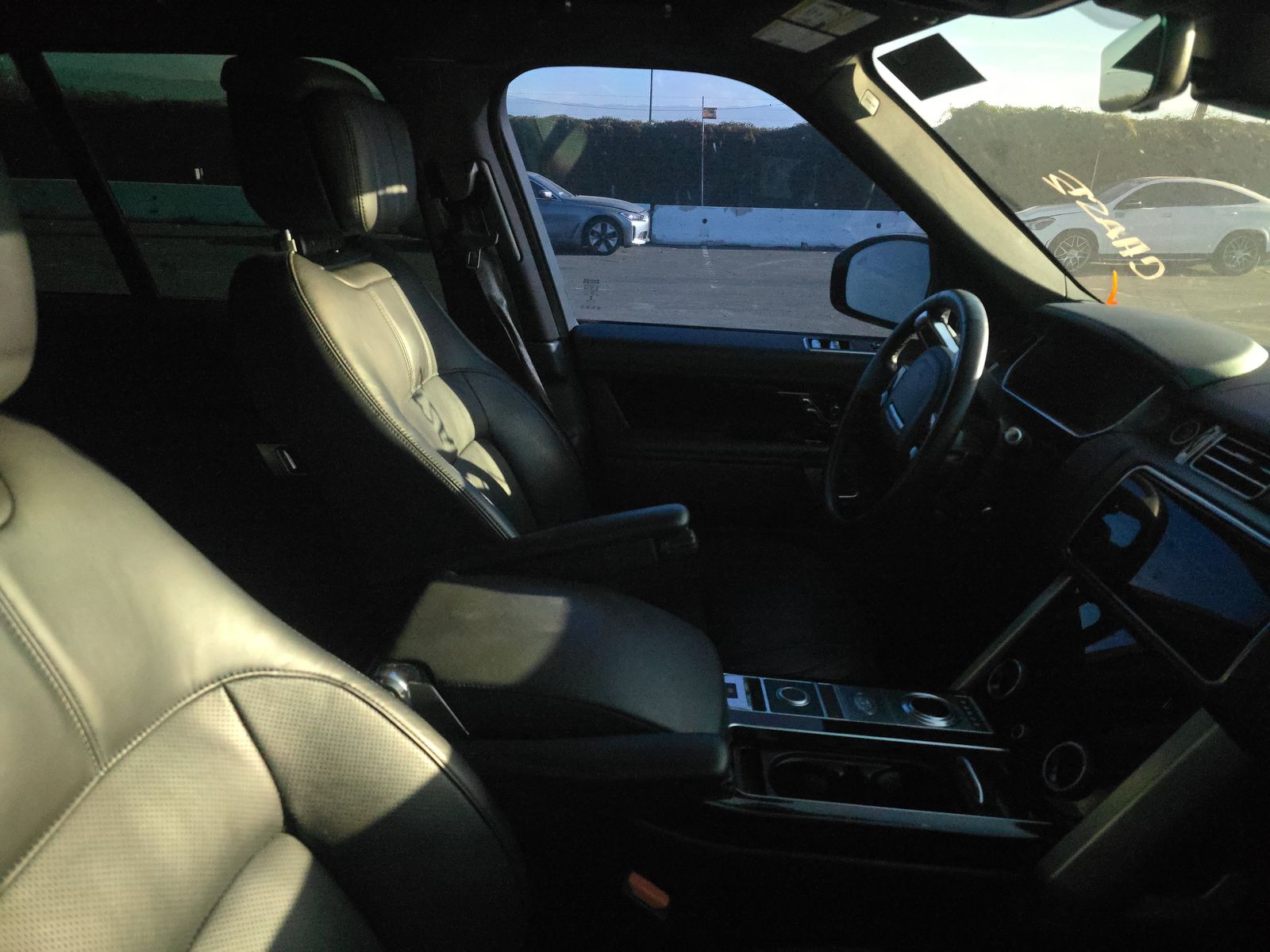 2022 Land Rover Range Rover P525 Westminster AWD