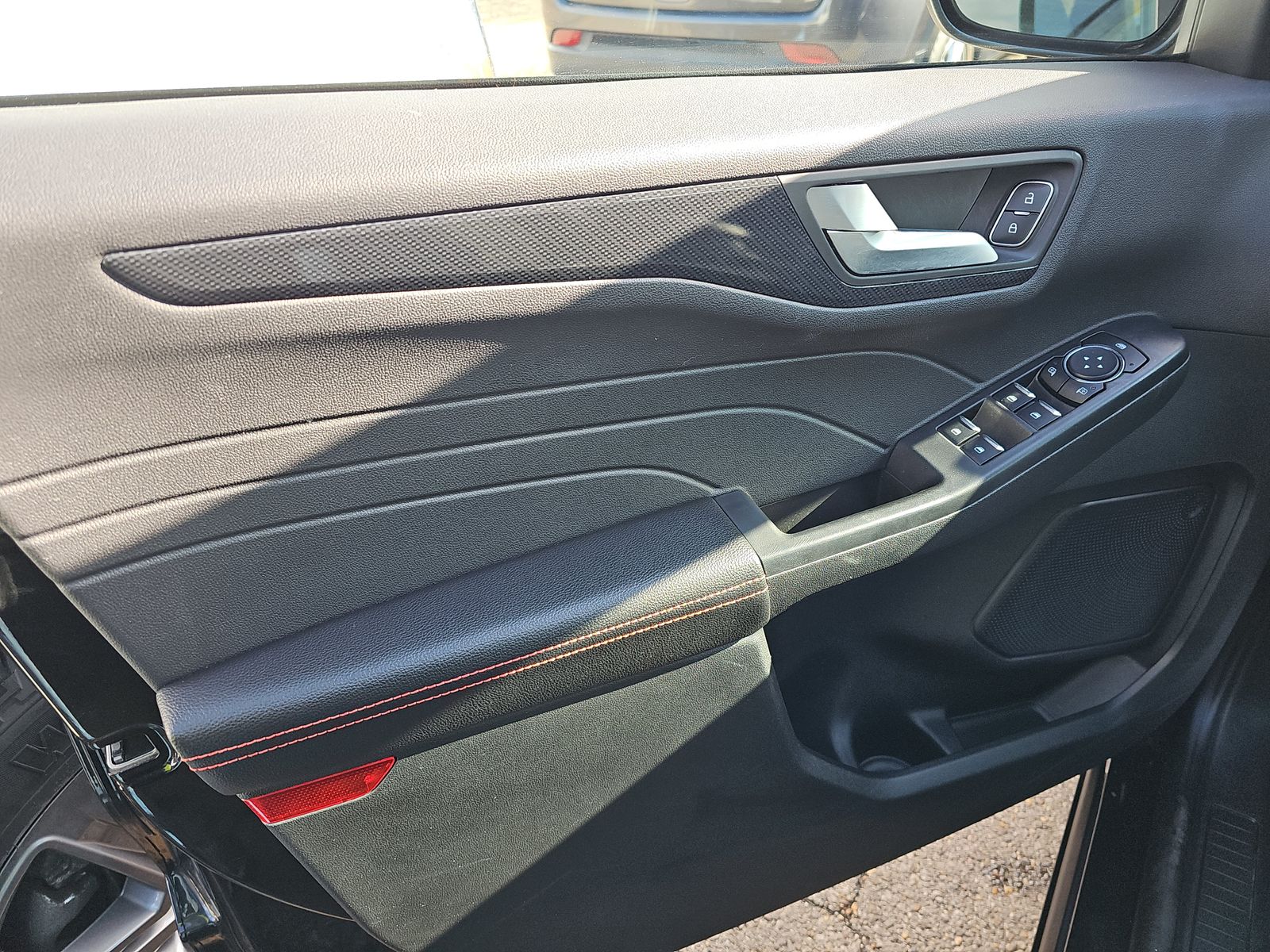 2025 Ford Escape Hybrid ST-Line Elite AWD