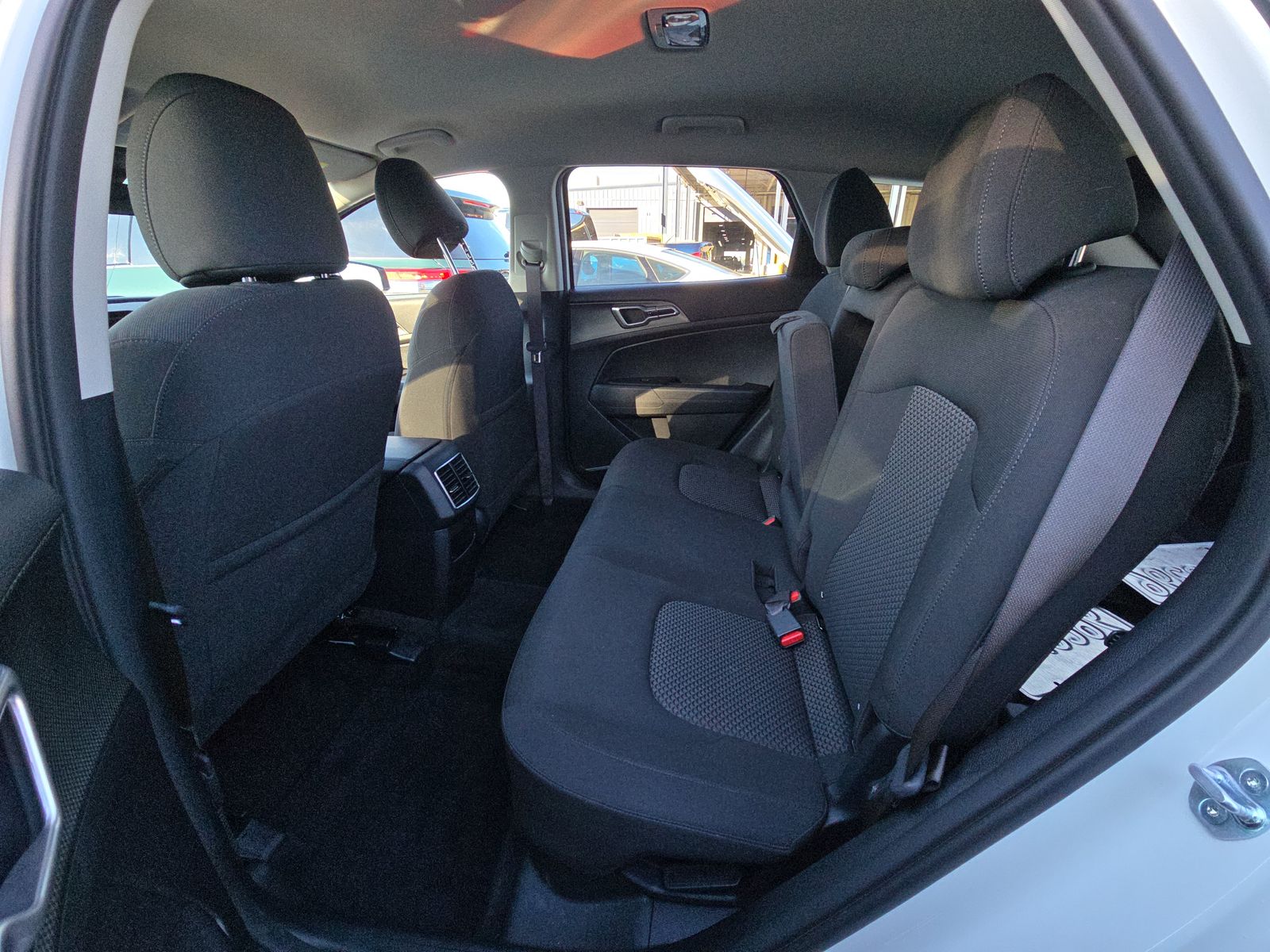 2024 Kia Sportage Hybrid LX FWD