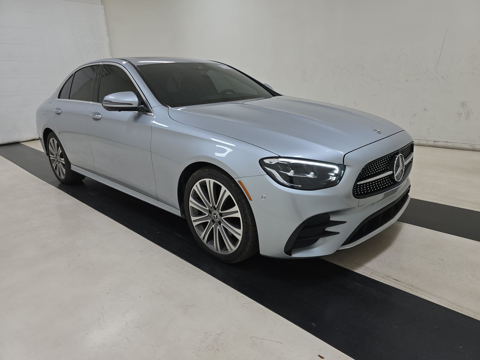 2022 Mercedes-Benz E-Class E 350 RWD