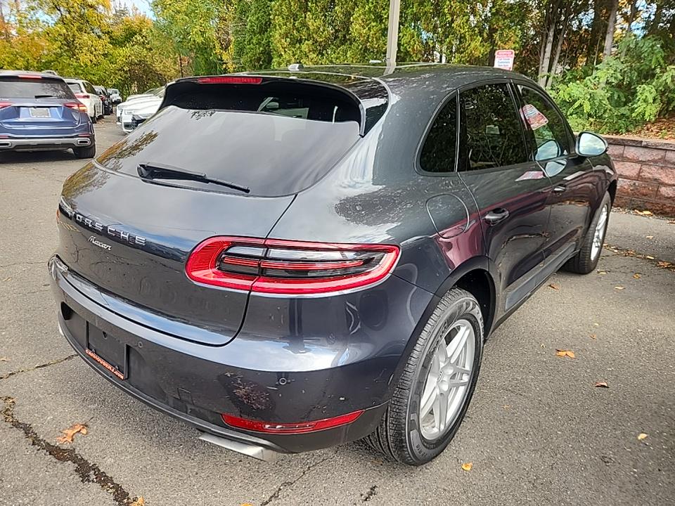 2017 Porsche Macan Base AWD