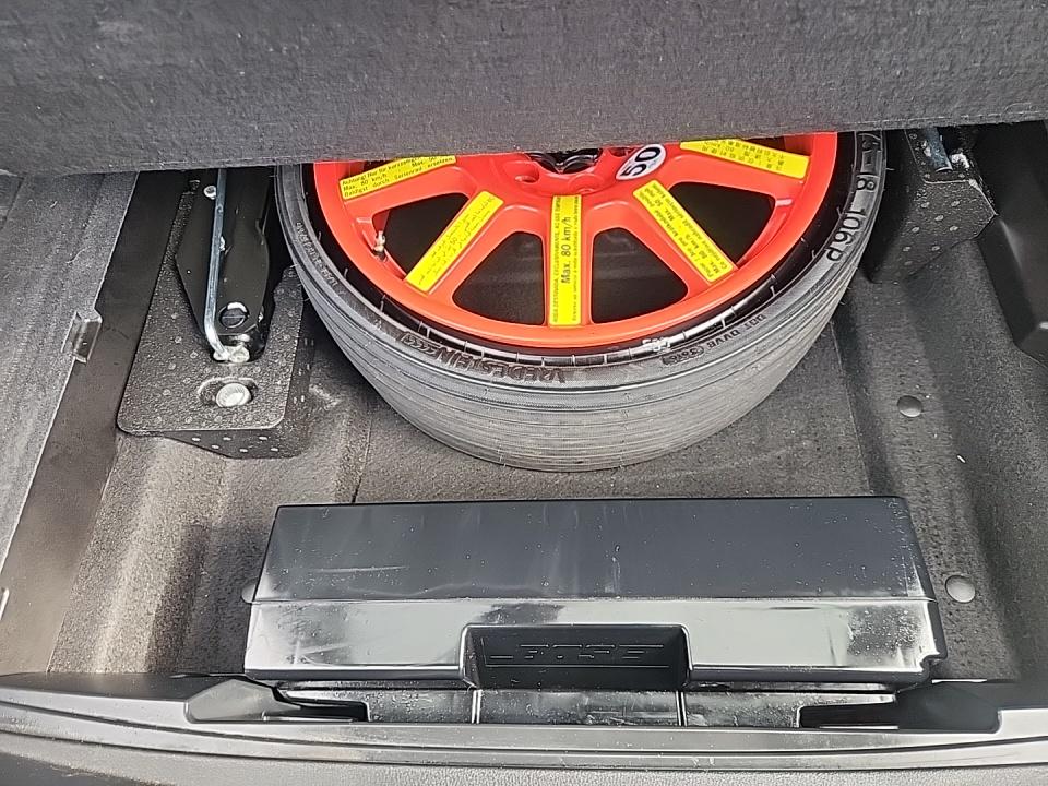 2017 Porsche Macan Base AWD