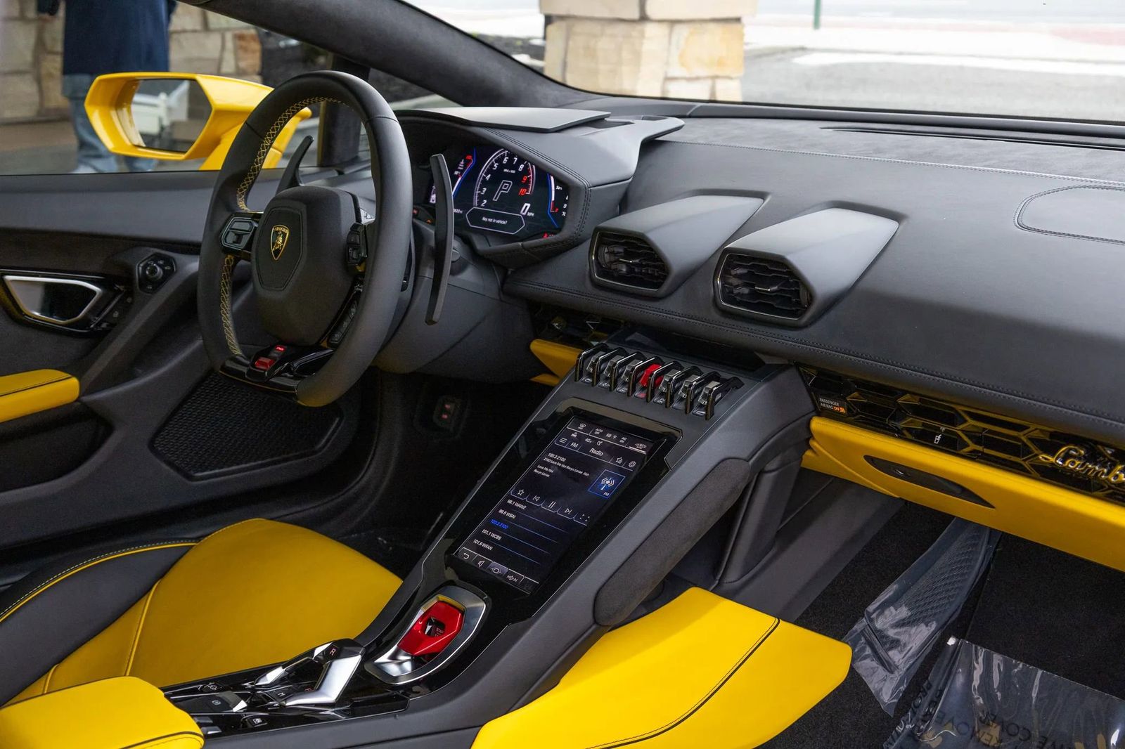 2024 Lamborghini Huracan EVO AWD