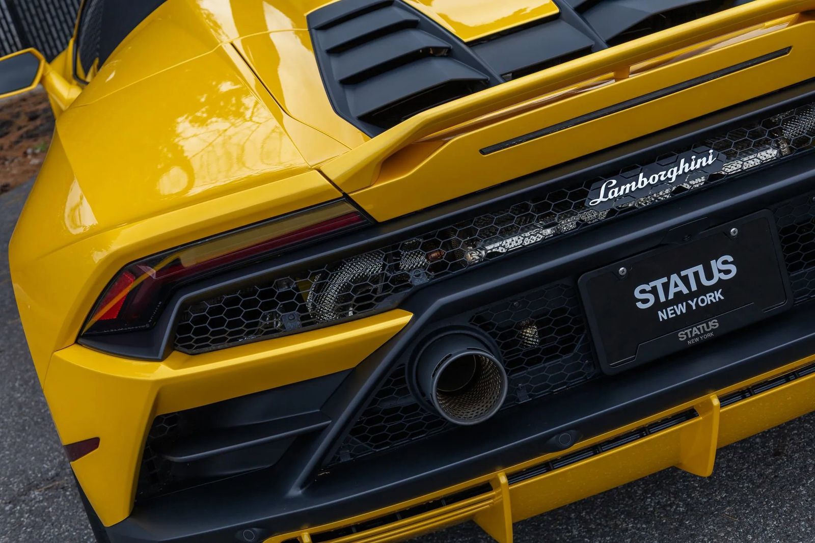 2024 Lamborghini Huracan EVO AWD