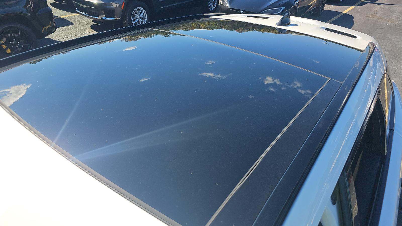 2022 Land Rover Range Rover Velar R-Dynamic S AWD