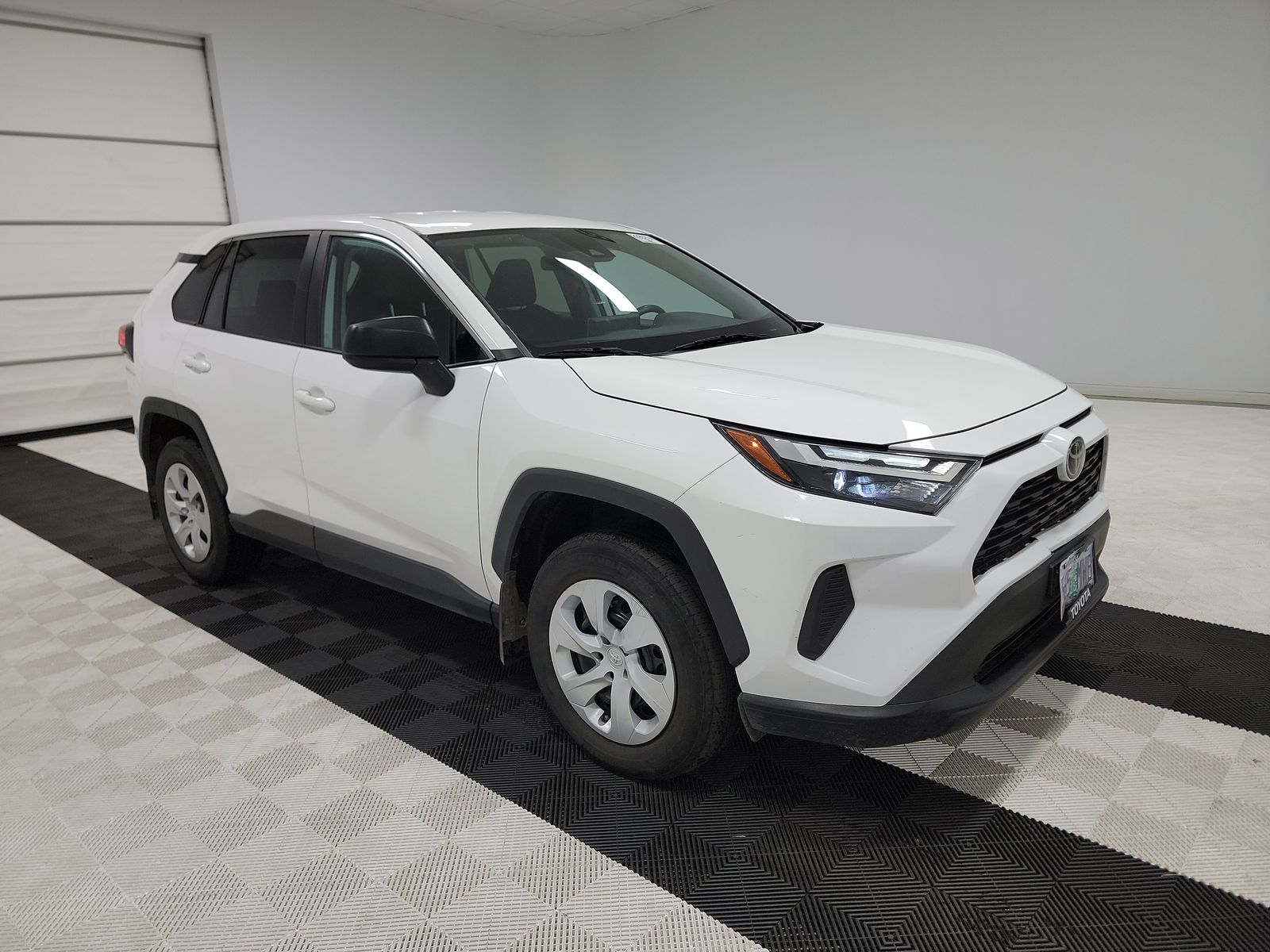 2023 Toyota RAV4 LE AWD