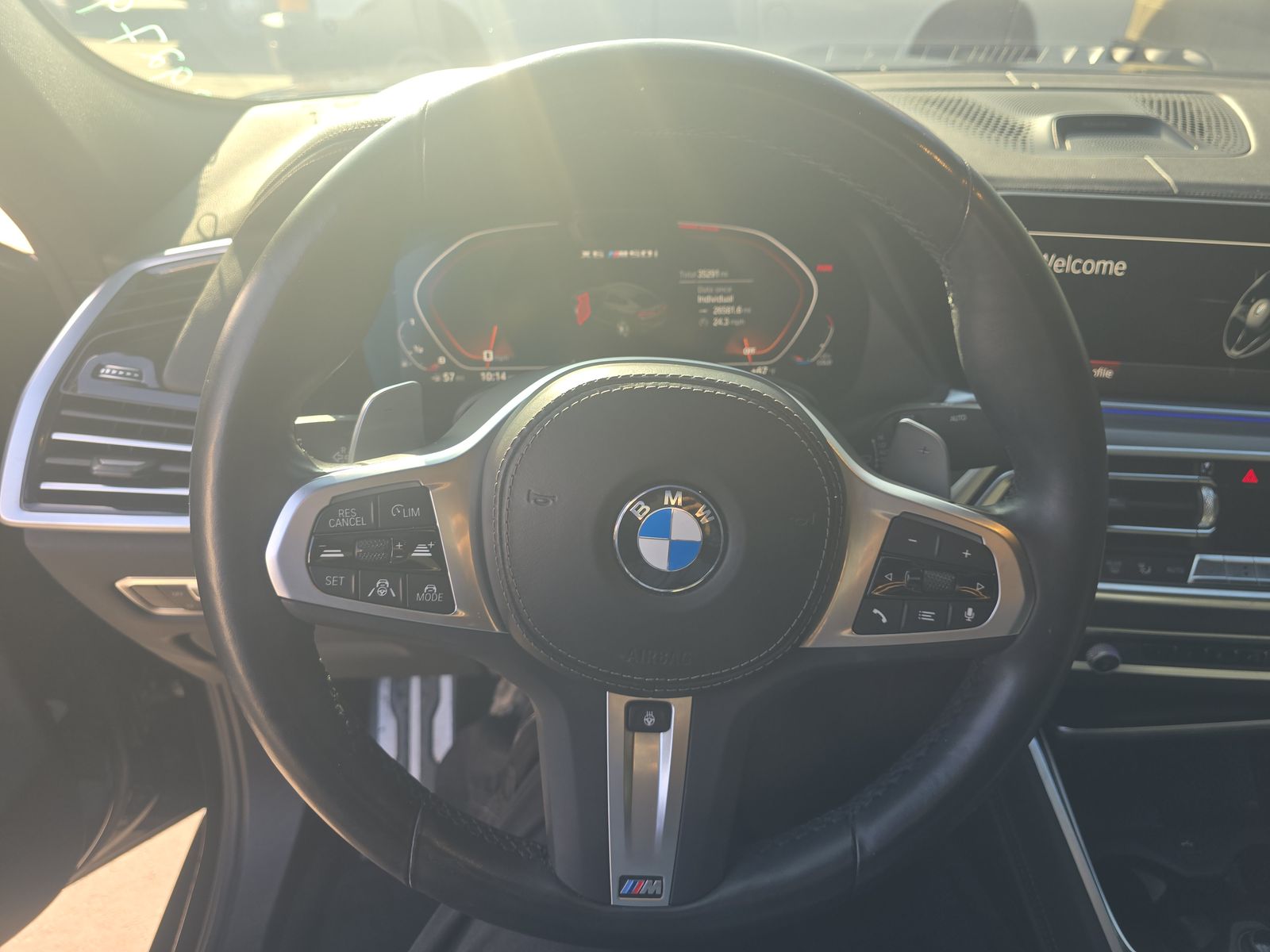 2023 BMW X6 M50i AWD