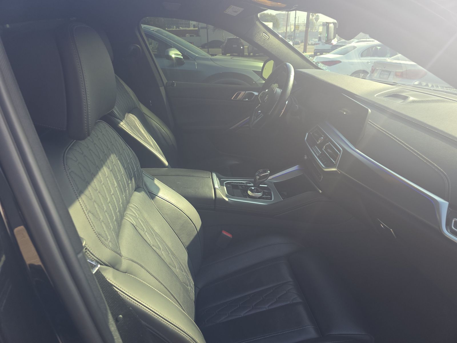 2023 BMW X6 M50i AWD