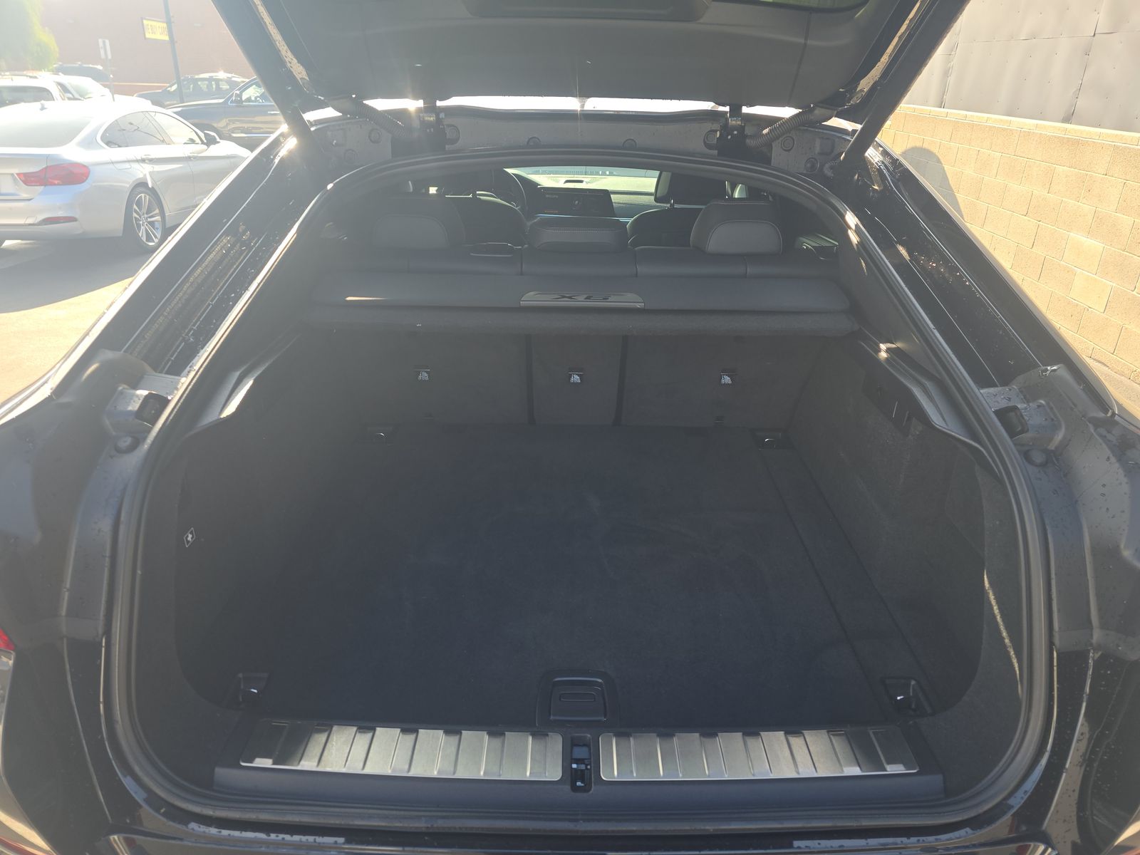 2023 BMW X6 M50i AWD