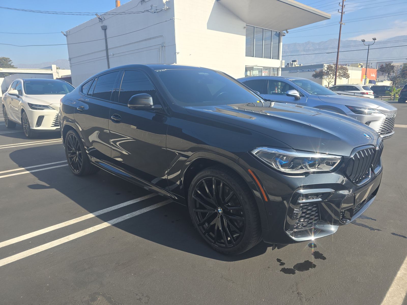 2023 BMW X6 M50i AWD
