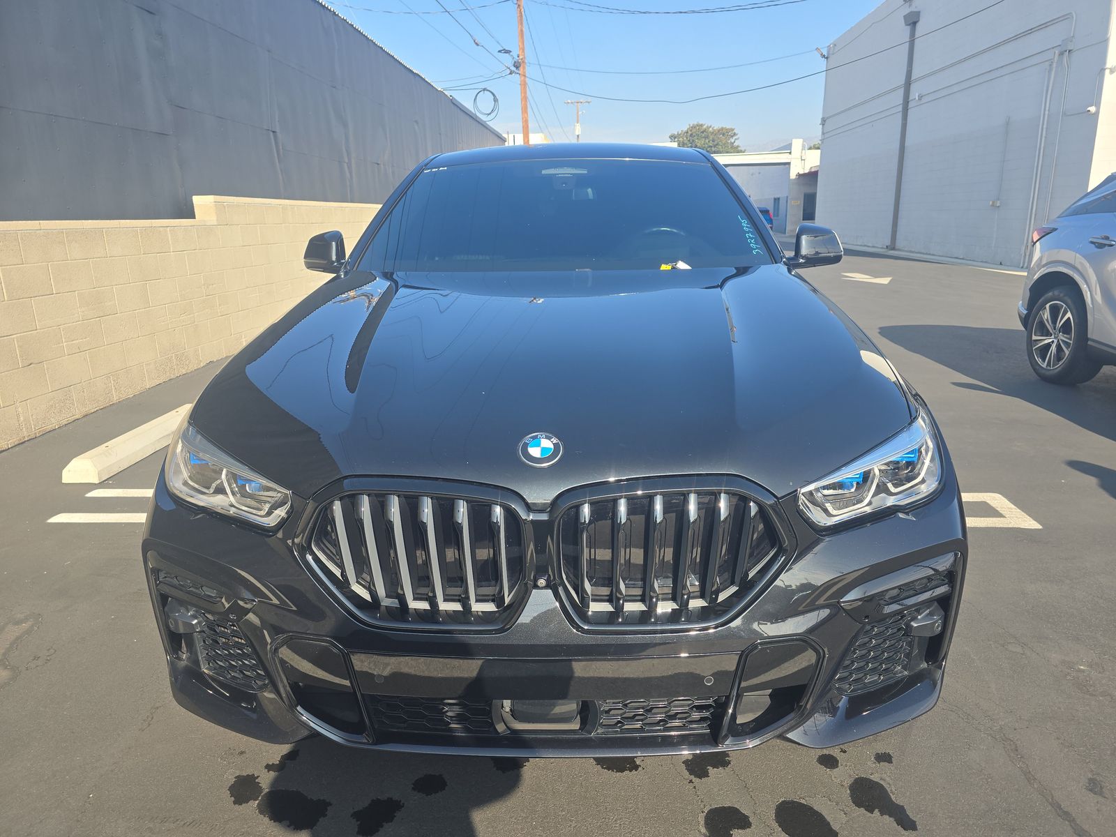2023 BMW X6 M50i AWD