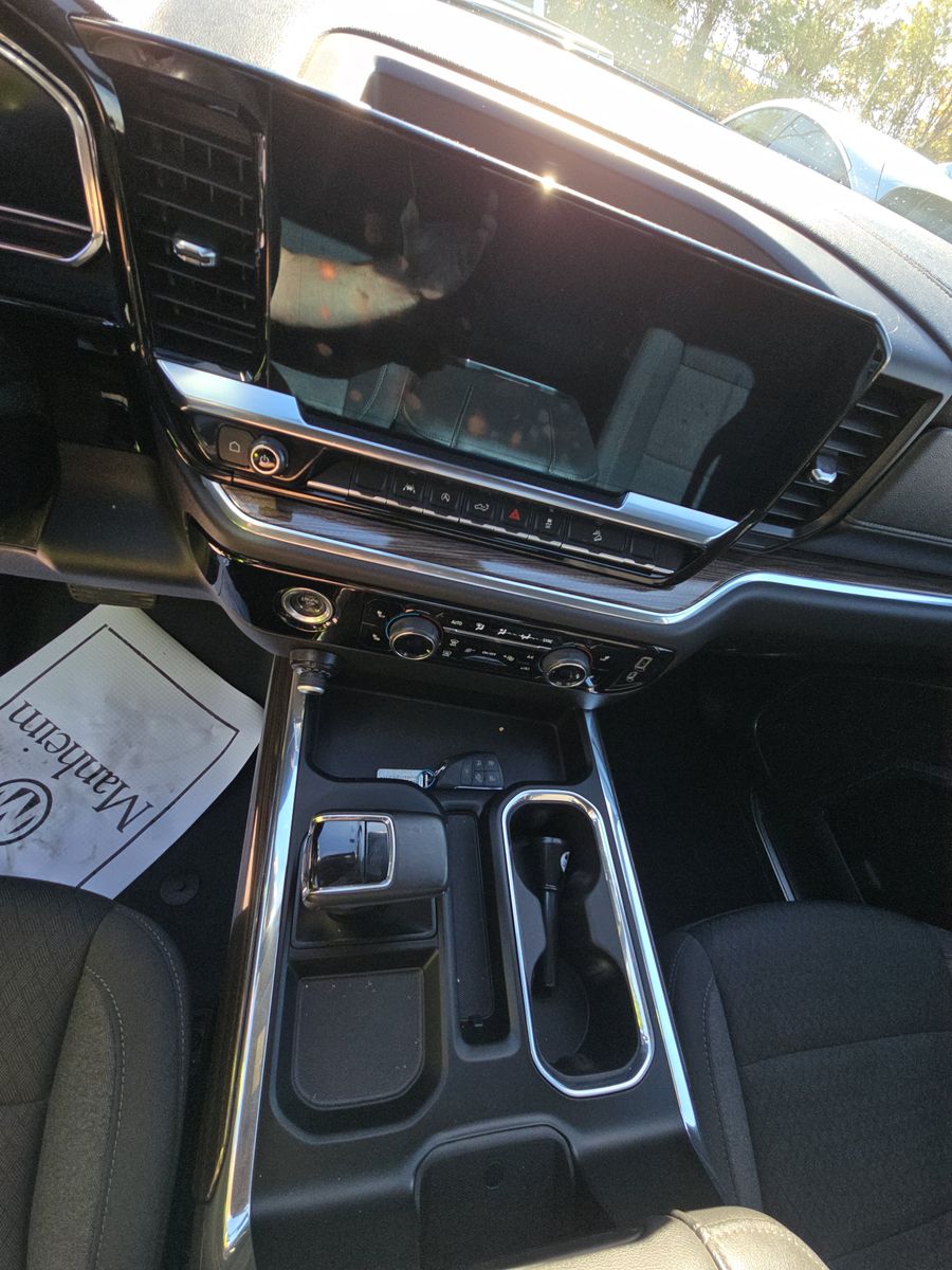 2023 Chevrolet Silverado 1500 RST AWD